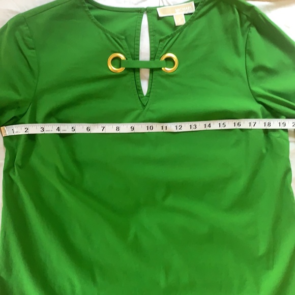 Michael Kors Green Top, tiered sleeves, Size S - Picture 6 of 11
